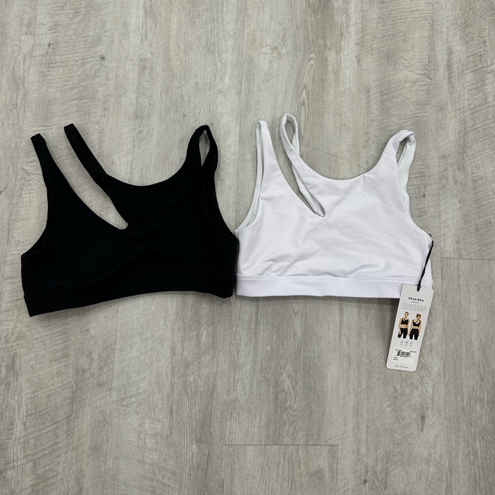2 Alo Yoga Peak Bras Size S